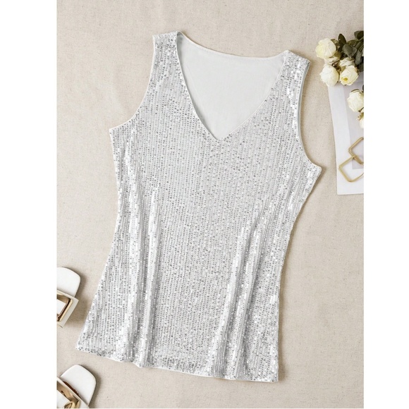 All Over Sequin Silver on White V-Neck Cami Top - Picture 3 of 5